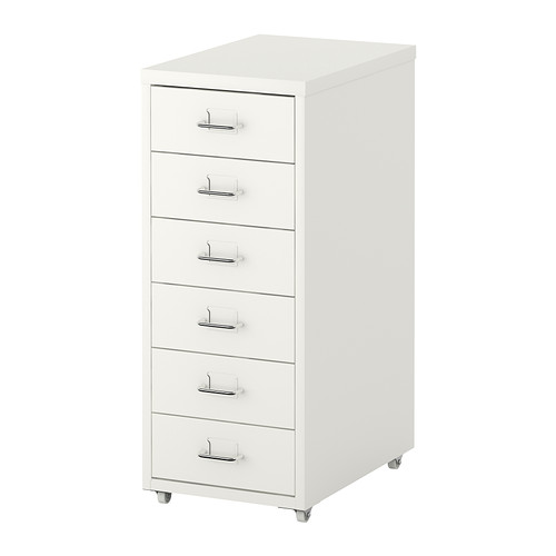 DIY: Ikea Helmer Hack for Polish Storage – red in the hood